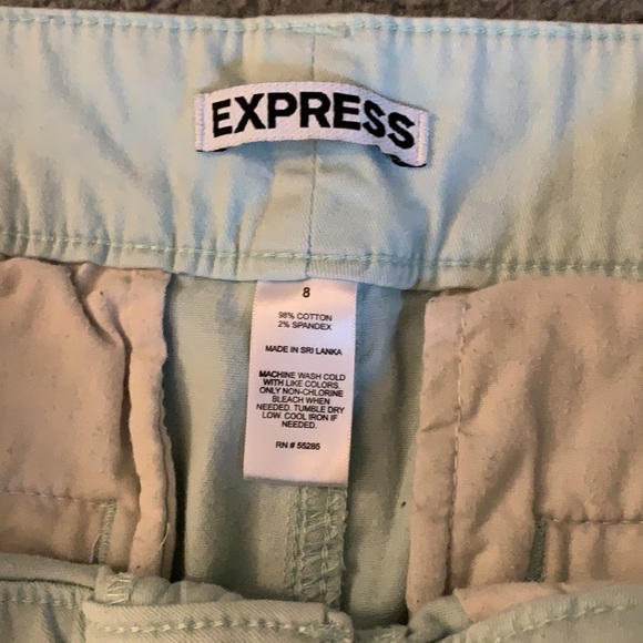 Shorts - Picture 3 of 4